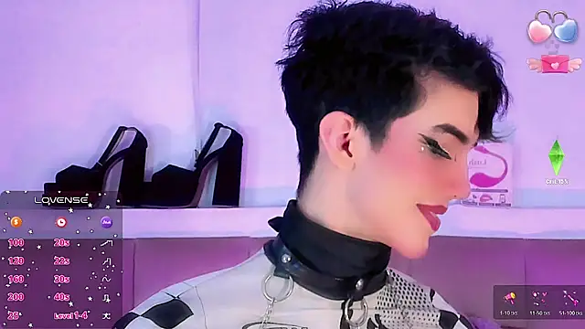 Snapshot of Baby_FenixTS chatting on 5, 11, 2025 Baby FenixTS online show from 5, 11, 2025