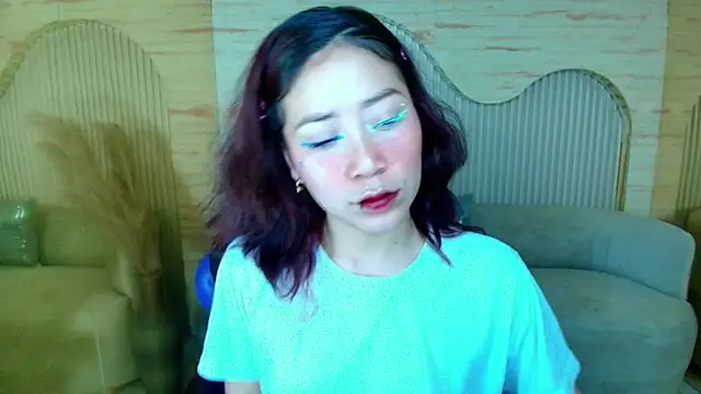 Snapshot of valentina_r_ chatting on 19, 10, 2025 valentina r online show from 19, 10, 2025