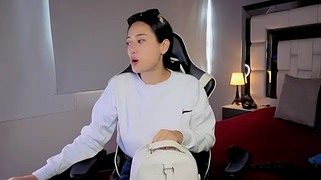 Adhara7 online show from 5, 2, 2026