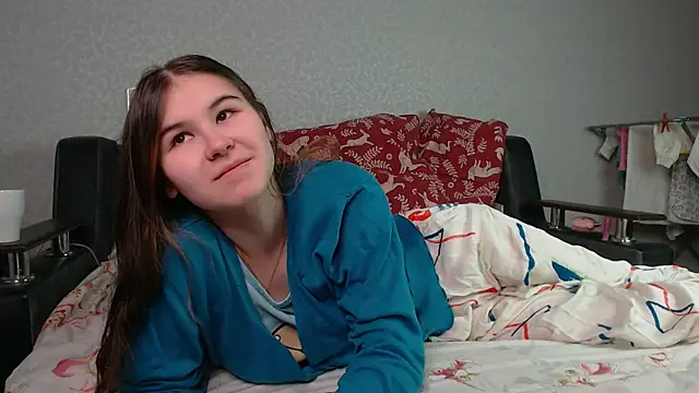 litle owl online show from 4, 6, 2026