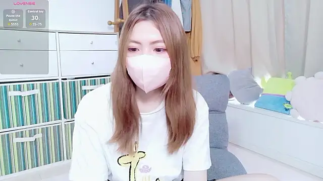Fuwa chan online show from 23, 6, 2026
