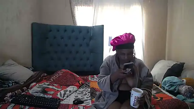 EbonyEssence online show from 27, 4, 2026