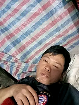 Snapshot of DungLuongg chatting on 13, 3, 2026 DungLuongg online show from 13, 3, 2026