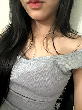 Snapshot of Desi_sara chatting on 18, 10, 2025 Desi sara online show from 18, 10, 2025