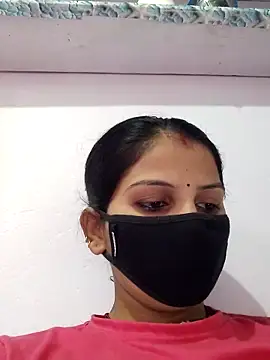 poojam93 online show from 2, 11, 2025