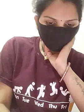 poojam93 online show from 14, 2, 2026