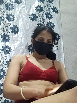 poojam93 online show from 25, 5, 2026