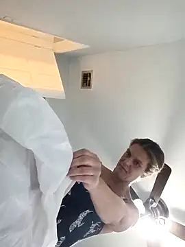 sarahkat86 online show from 26, 2, 2026