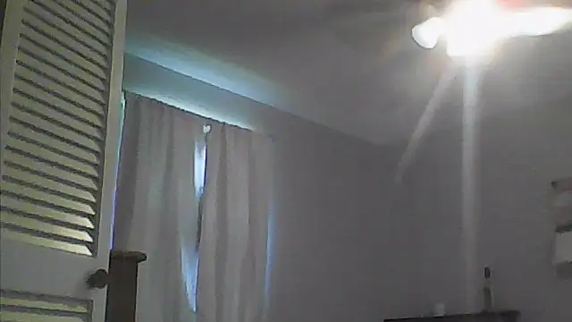 sarahkat86 online show from 24, 4, 2026