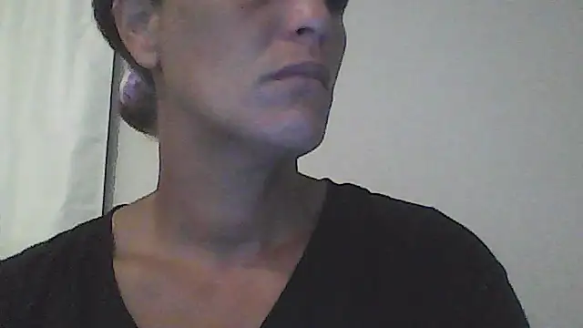 sarahkat86 online show from 10, 6, 2026