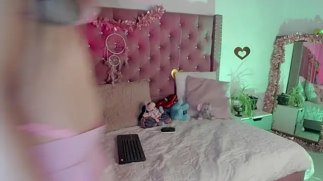 Jade rey  online show from 9, 3, 2026