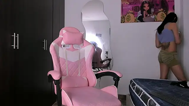 Snapshot of kendal_hot01 chatting on 23, 5, 2026 kendal hot01 online show from 23, 5, 2026