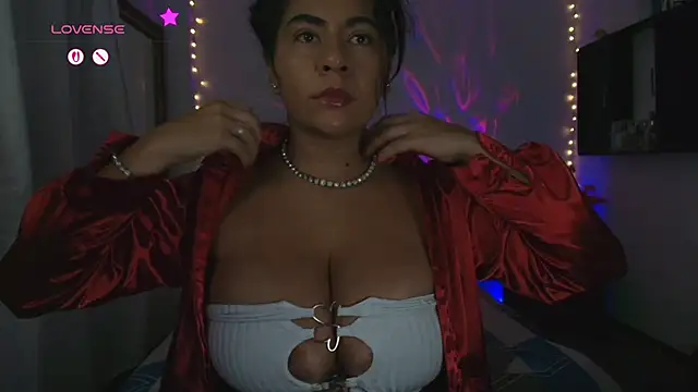 samanthahut1 online show from 18, 10, 2025