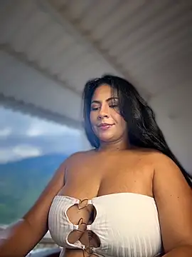 samanthahut1 online show from 22, 4, 2026