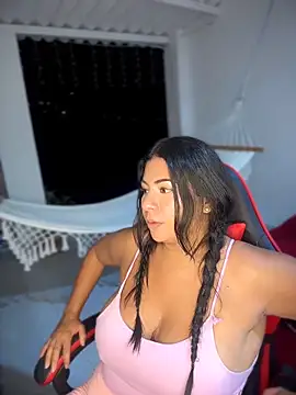 samanthahut1 online show from 28, 4, 2026