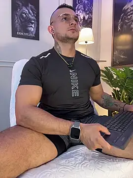 Marco Vega online show from 10, 4, 2026