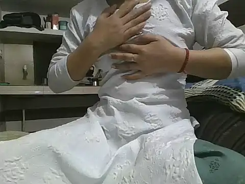 Snapshot of anannyaR chatting on 17, 3, 2026 anannyaR online show from 17, 3, 2026