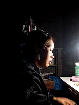 ngocngoc cute online show from 14, 12, 2025