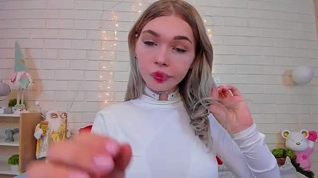 Blondy Fina online show from 13, 1, 2026