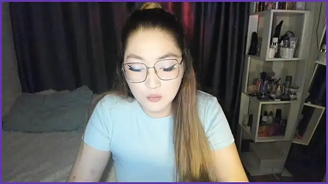 Snapshot of lyra_x chatting on 1, 10, 2025 lyra x online show from 1, 10, 2025