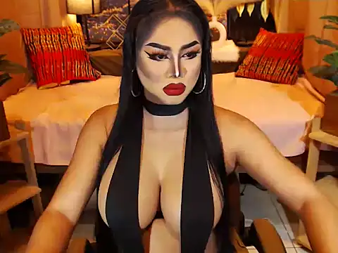 Snapshot of TRANSLUNAA chatting on 29, 6, 2026 TRANSLUNAA online show from 29, 6, 2026