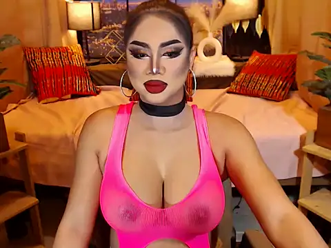 Snapshot of TRANSLUNAA chatting on 30, 6, 2026 TRANSLUNAA online show from 30, 6, 2026