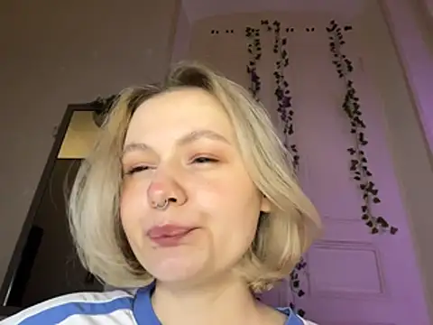 MoonIvy  online show from 20, 7, 2026