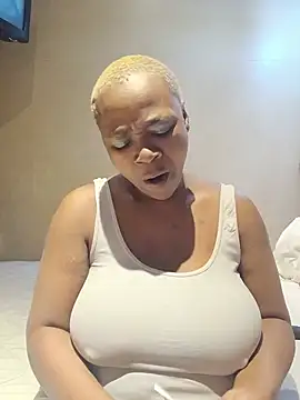 missboobiesSA online show from 7, 6, 2026
