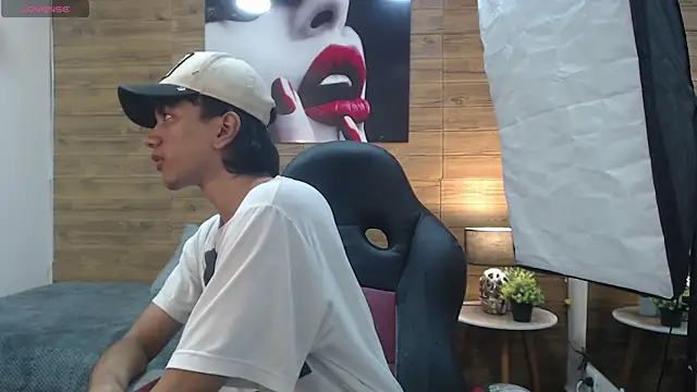 markbowie online show from 19, 4, 2026