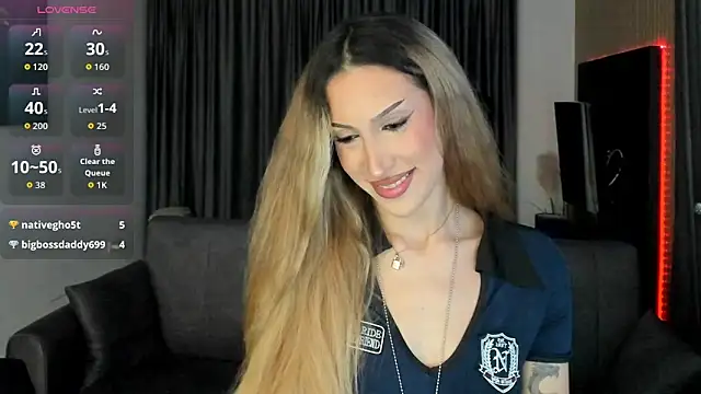 Snapshot of evabelovaa chatting on 6, 10, 2025 evabelovaa online show from 6, 10, 2025