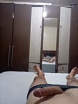 Gustavo198045 online show from 7, 3, 2026