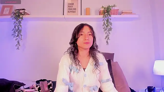 Snapshot of Vampgyal chatting on 28, 10, 2025 Vampgyal online show from 28, 10, 2025