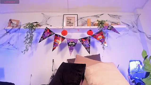 Snapshot of Vampgyal chatting on 3, 11, 2025 Vampgyal online show from 3, 11, 2025