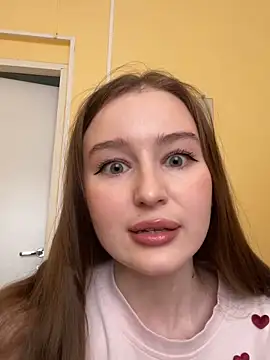 Snapshot of Mary_Sensory chatting on 9, 3, 2026 Mary Sensory online show from 9, 3, 2026