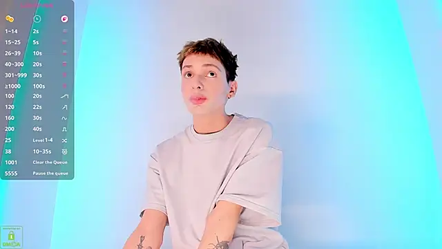 Snapshot of ColeStorm chatting on 18, 11, 2025 ColeStorm online show from 18, 11, 2025