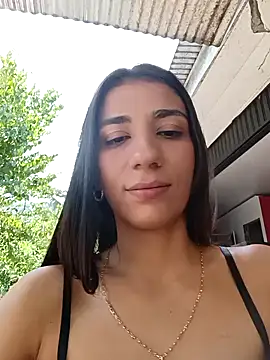 -juicy  online show from 28, 9, 2025