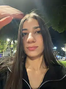 -juicy  online show from 14, 6, 2026