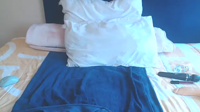 Diva-Lolah online show from 2, 10, 2025