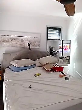 iamthepublickmasterbater online show from 7, 10, 2025