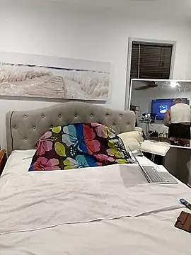 iamthepublickmasterbater online show from 19, 10, 2025