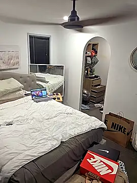 iamthepublickmasterbater online show from 8, 1, 2026