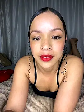 Yasmin777  online show from 8, 11, 2025