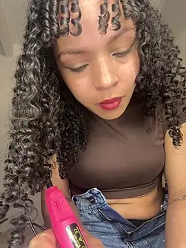 Yasmin777  online show from 18, 4, 2026