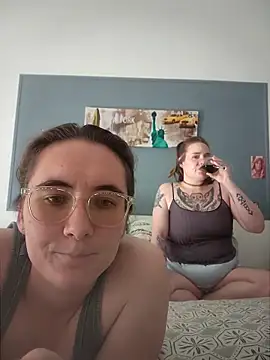 AndHerXO online show from 24, 4, 2026