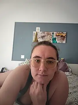 AndHerXO online show from 25, 4, 2026