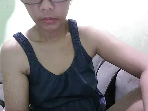 Snapshot of HotLadyPinay32 chatting on 1, 5, 2026 HotLadyPinay32 online show from 1, 5, 2026