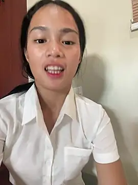 PrettySlimPinay19 online show from 7, 7, 2026