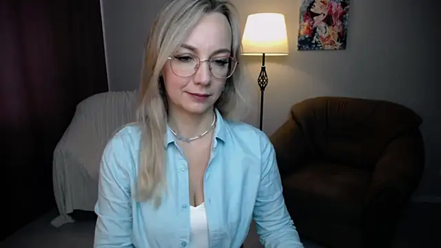 Snapshot of Ava_Elior chatting on 17, 9, 2025 Ava Elior online show from 17, 9, 2025