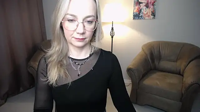 Ava Elior online show from 22, 4, 2026