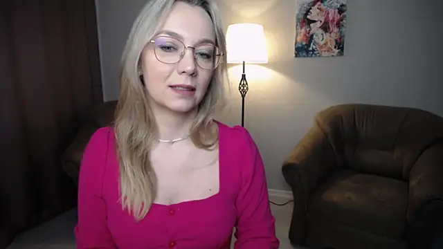 Ava Elior online show from 28, 4, 2026